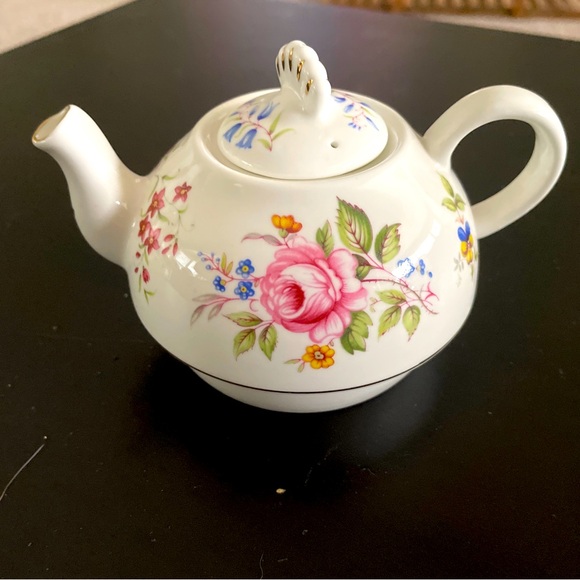 Other - Teapot